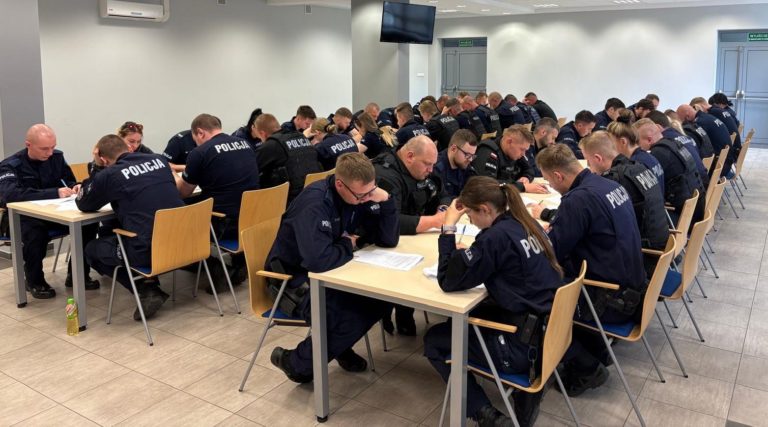 Konińscy policjanci rywalizują o tytuł „Patrolu Roku 2025”