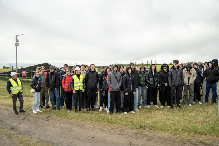 Klimatyczna Rewolucja z Asona Energy: młodzież z Konina na tropie zielonej energii☀️🔋