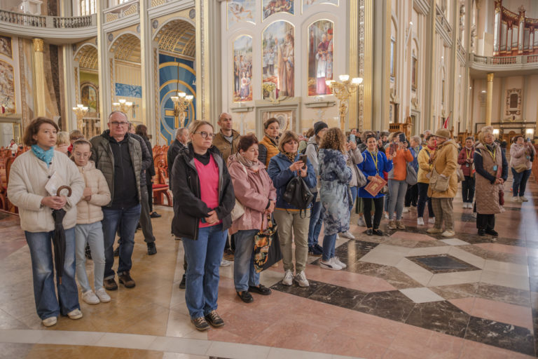 Miłość na pierwszym miejscu. Jubileuszowy Dzień Skupienia dla Matek w Licheniu