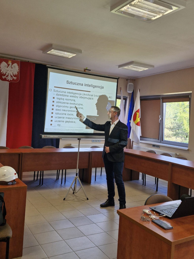 Sztuczna inteligencja – szanse i wyzwania. Spotkanie z dr. Pawłem Sobczakiem w Rychwale