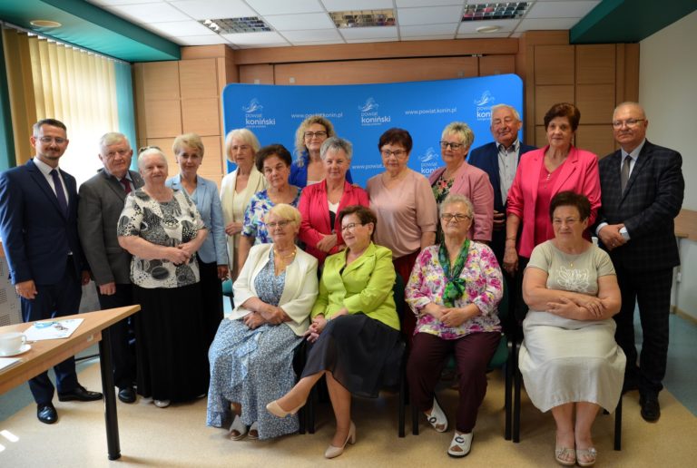 NOWA RADA ROZPOCZYNA DZIAŁALNOŚĆ