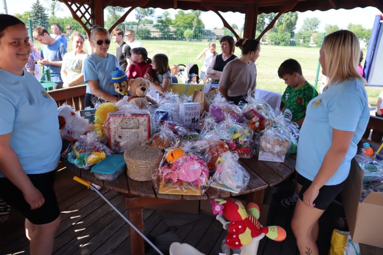 Szczepidło radośnie przywitało lato. Festyn pełen słońca, muzyki i zabawy