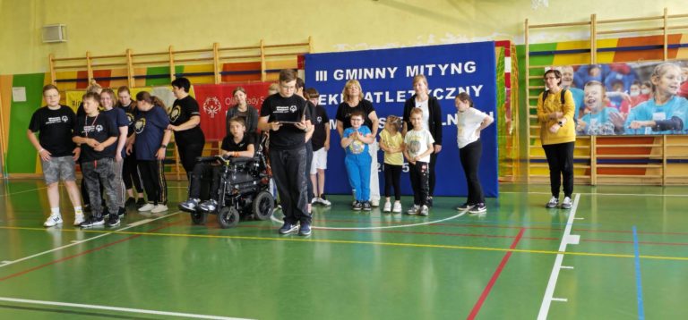 Sport, integracja i emocje – III Gminny Mityng Lekkoatletyczny Olimpiad Specjalnych w Lubstowie