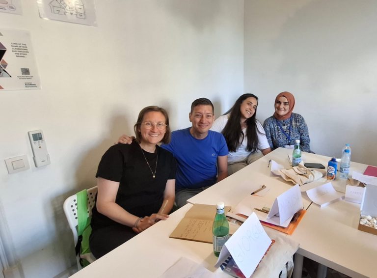 Nauczycielka matematyki z I LO w Koninie uczestniczy w międzynarodowym kursie metodycznym FERS 2024 w Barcelonie