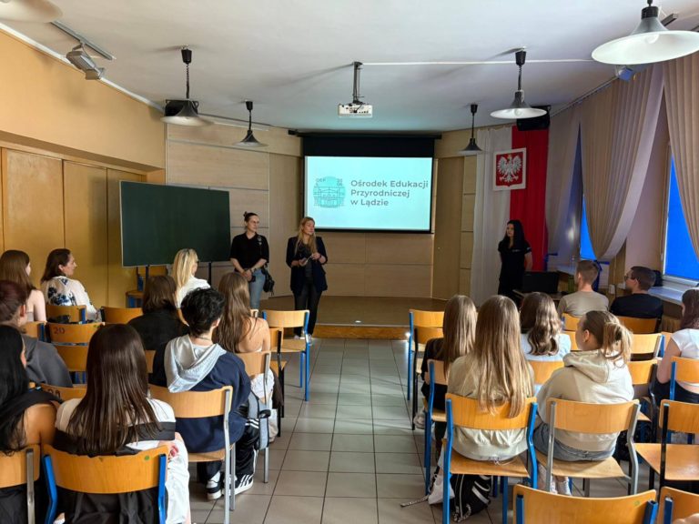 Nadwarciański Park Krajobrazowy tematem wykładu w Zespole Szkół im. Mikołaja Kopernika w Koninie