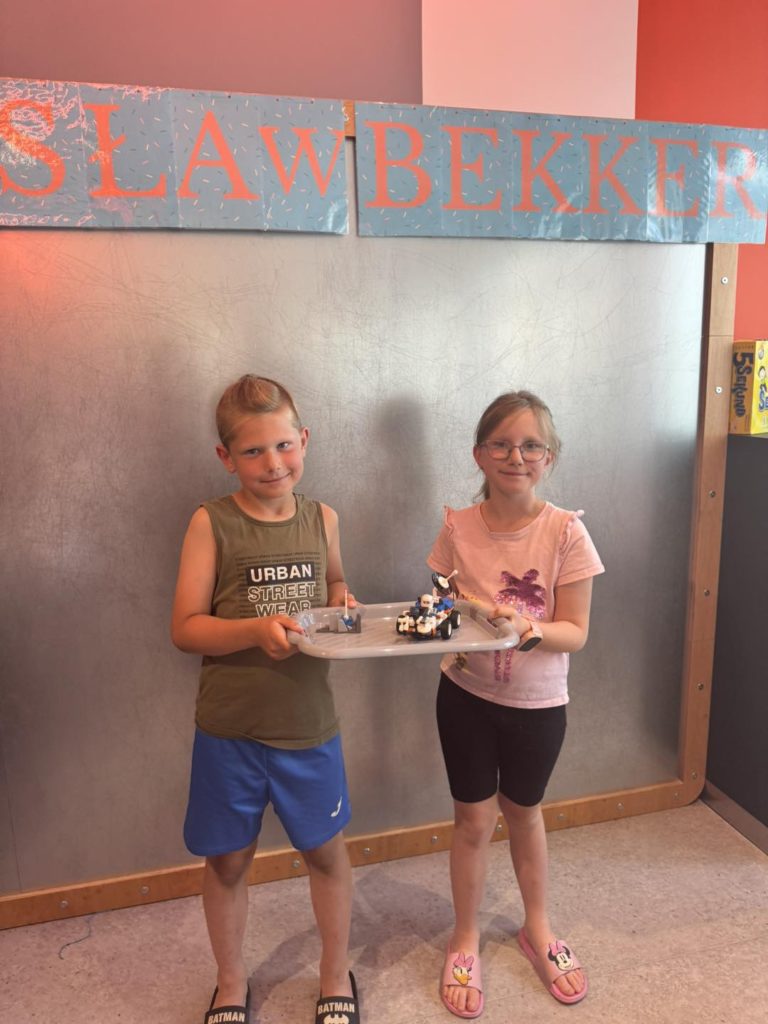 Rodzinne Kosmiczne Warsztaty w SOWA Konin. Uczcili pamięć Mieczysława Bekkera