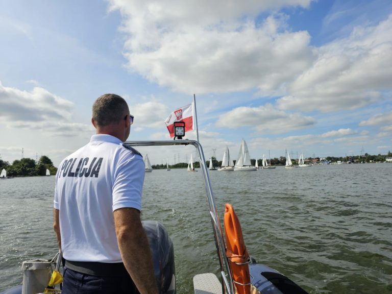 Policjanci z Konina apelują: Bezpieczne wakacje przede wszystkim