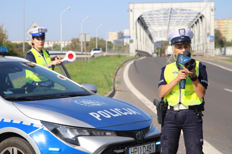 Trwa wzmożony ruch na drogach. Policja apeluje o ostrożność podczas powrotów z czerwcowego weekendu