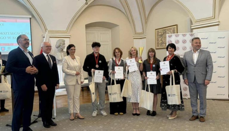 Srebrny medal dla II LO w Koninie w finale Pucharu Wielkopolski Debat Oksfordzkich