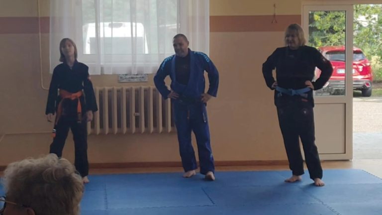 Brazylijskie Jiu-Jitsu dla seniorów – pokaz Copacabany Konin w Sławoszewku