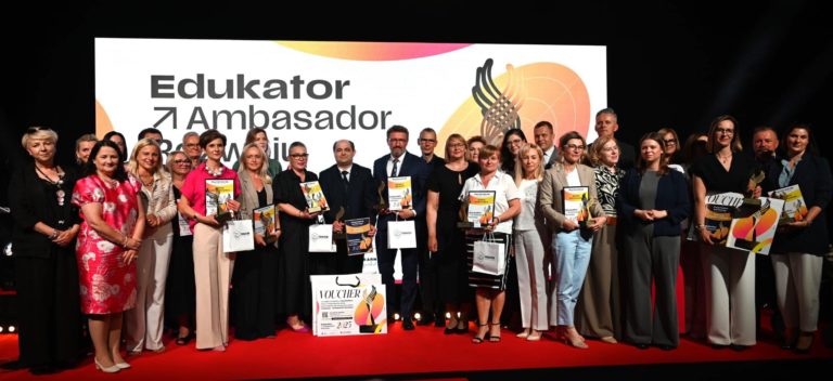 Arleta Radomska z wyróżnieniem „Edukator – Ambasador Rozwoju” w subregionie konińskim