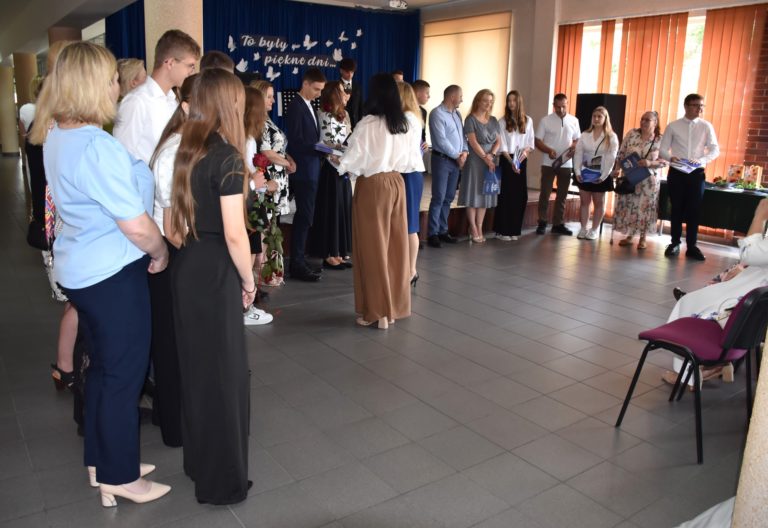 Uroczyste zakończenie roku szkolnego we Władysławowie