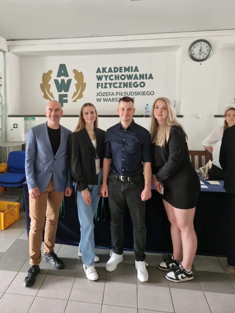 Studenci pielęgniarstwa o technologii w medycynie na ogólnopolskiej konferencji