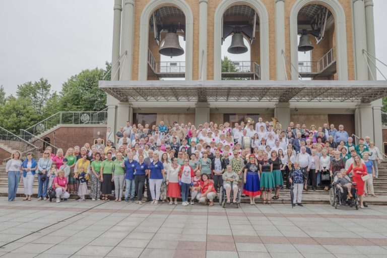 LICHEŃ: WZNIOSŁE OBCHODY ŚWIATOWEGO DNIA DZIADKÓW I OSÓB STARSZYCH