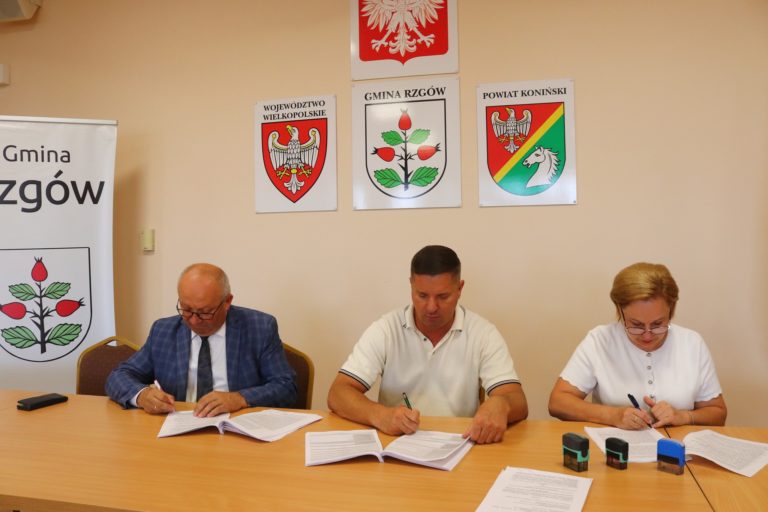 Umowa na budowę ścieżki pieszo-rowerowej Rzgów – Grabienice podpisana