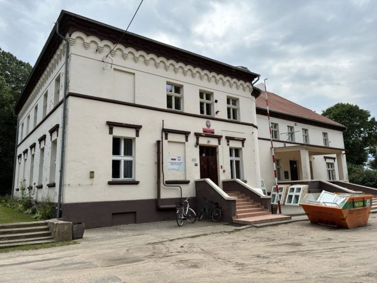 Kompleksowa modernizacja pałacu w Biskupicach.