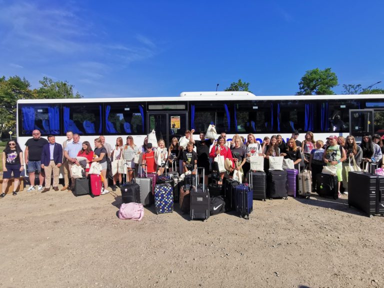 Kolonia w Rogoźnie z udziałem dzieci policjantów z Konina