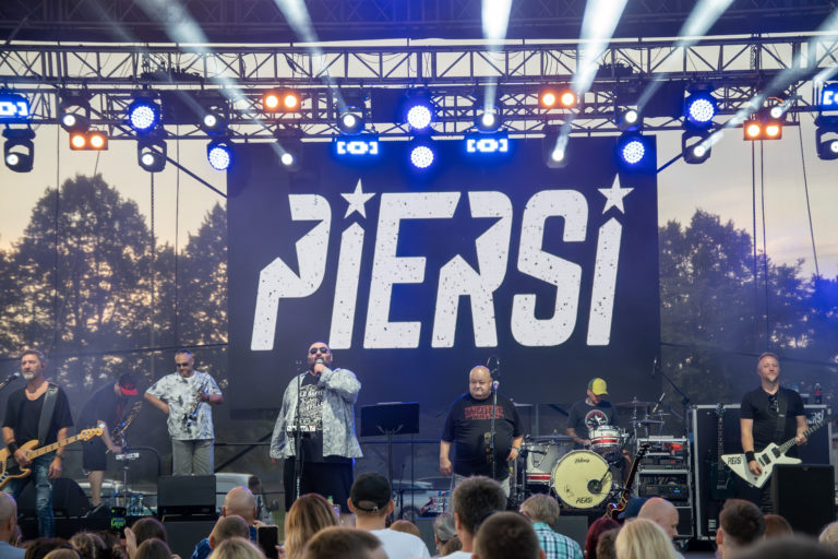 XV Dni Goliny na scenie ZESPÓŁ PIERSI – Galeria 19.07.2025