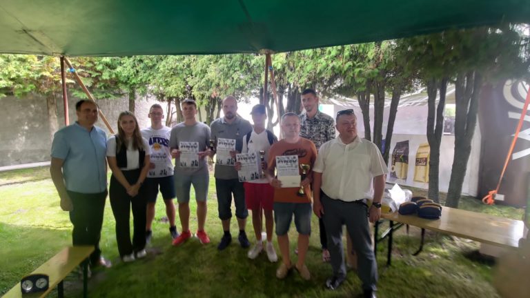 HETMAN KONIN DOMINUJE W OGRÓLNOPOLSKIM TURNIEJU SZACHOWYM W ODOLANOWIE