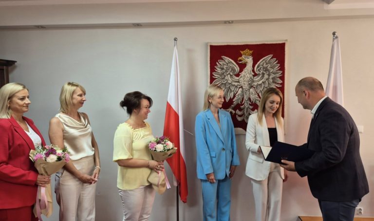 WRĘCZENIE AKTÓW MIANOWANIA W SOMPOLNIE