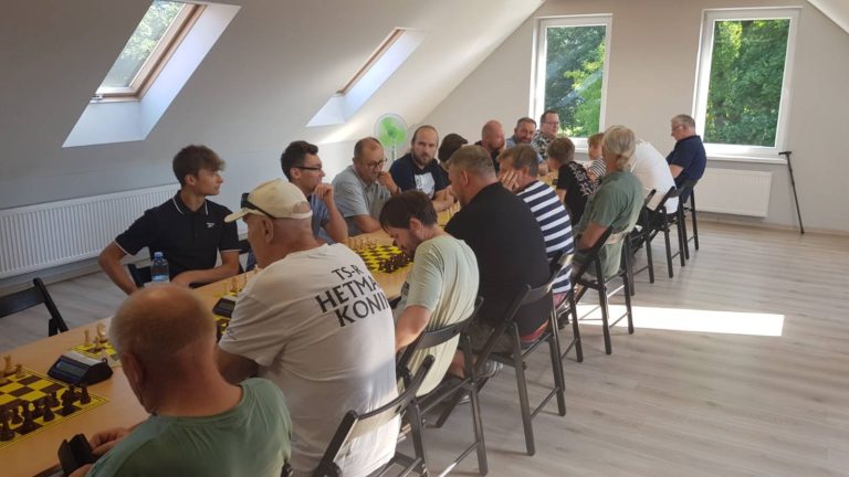 SZACHOWY TURNIEJ W GORZYCACH WIELKICH