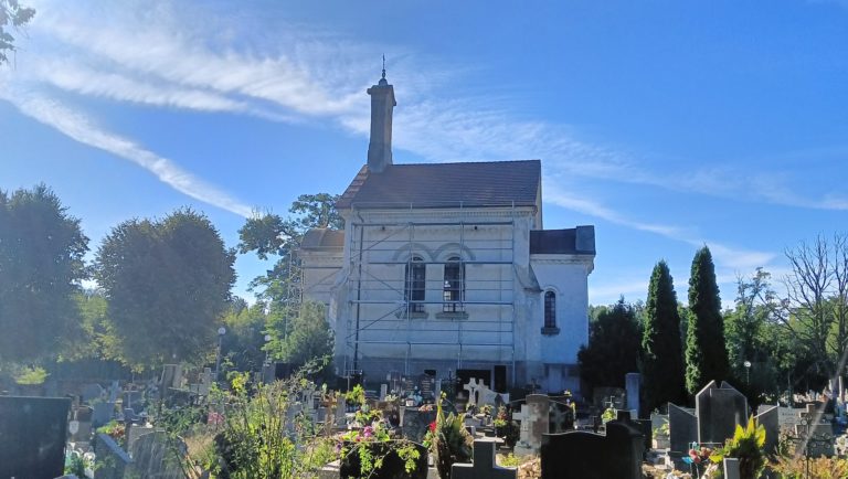 Gmina i Miasto Tuliszków inwestuje w konserwację zabytków cmentarnych