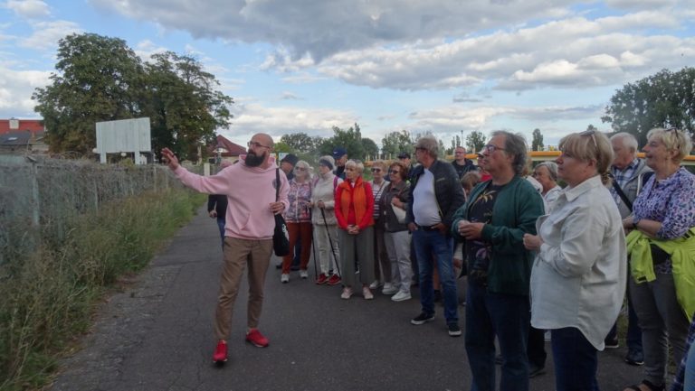 SPACER ŚLADAMI HISTORII NA POCIEJEWIE