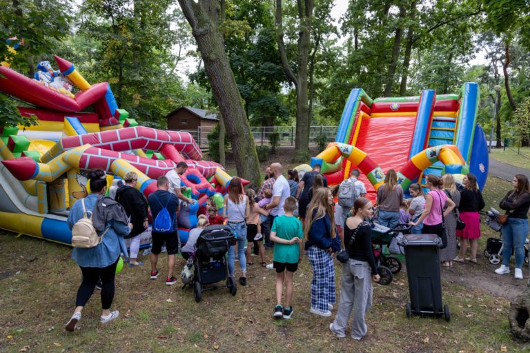 PIKNIK RODZINNY „STOP HEJT!” W KONIŃSKIM PARKU CHOPINA