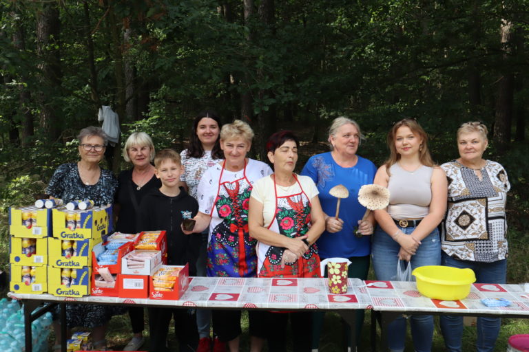PĄTNICY UGOSZCZENI Z SERCA – ŚNIADANIE OD MIESZKAŃCÓW BRZEŹNA