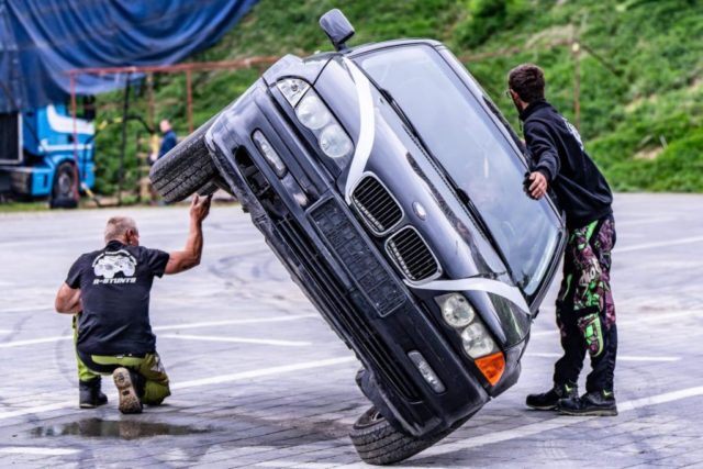 image-27-08-25-02-01-12