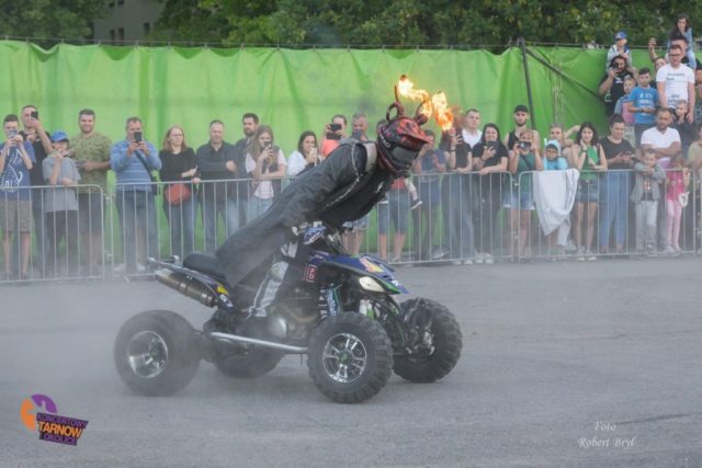 image-27-08-25-02-01-16