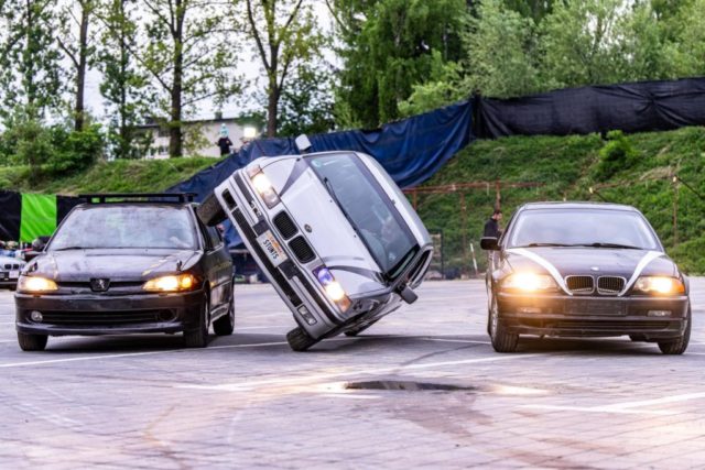 image-27-08-25-02-01-3