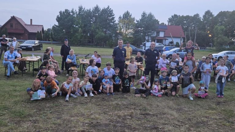 PIKNIK NA OSIEDLU WSCHÓD W GOLINIE ZAKOŃCZYŁ WAKACJE