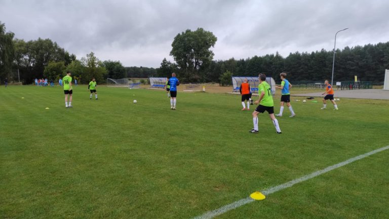 WARTA RUMIN REMISUJE W MECZU PEŁNYM EMOCJI