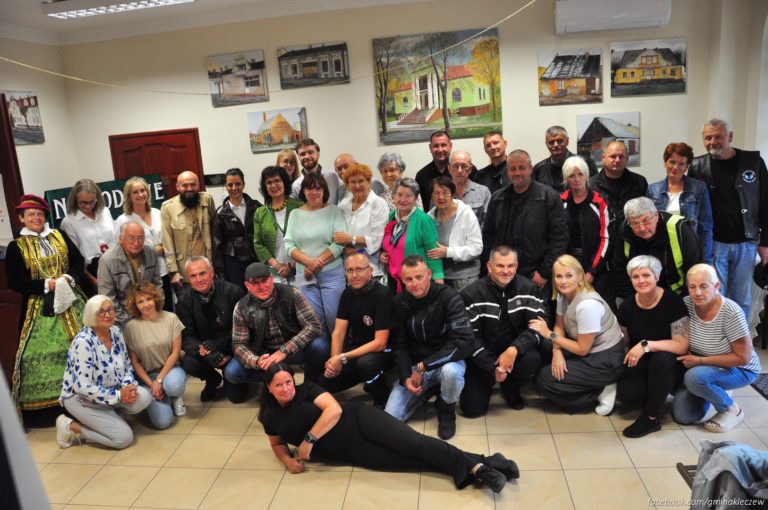 MOTO-CYKLICZNE NARODOWE CZYTANIE W KLECZEWIE – LITERATURA I PASJA DO DWÓCH KÓŁEK