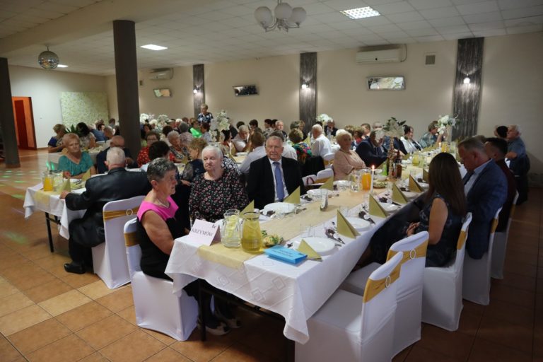 URODZINY KLUBU SENIORA „MAGNOLIA” W KRZYMOWIE