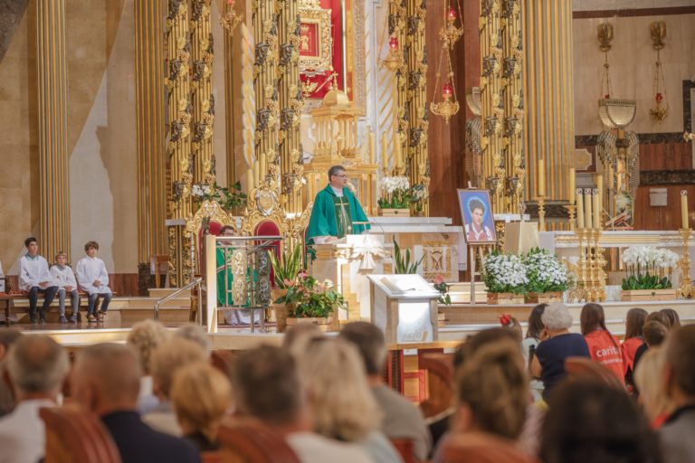 KAPLICA ŚW. CARLA ACUTISA JUŻ OTWARTA