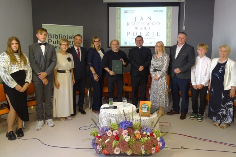 NARODOWE CZYTANIE 2025 W GRODŹCU Z JAROSŁAWEM BOBERKIEM