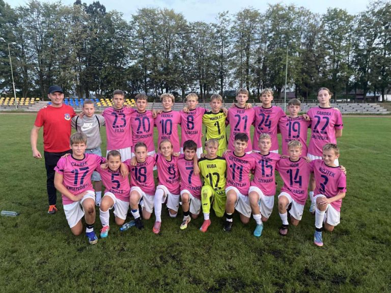 Zjednoczeni Rychwał lider trampkarzy 2 Ligi Wojewódzkiej