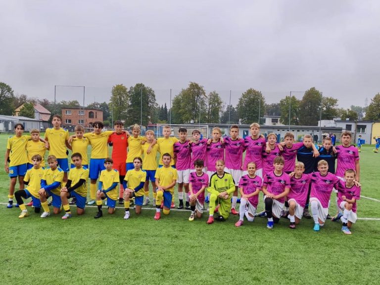 ZJEDNOCZENI RYCHWAŁ ZWYCIĘŻAJĄ W 6. KOLEJCE II LIGI WOJEWÓDZKIEJ