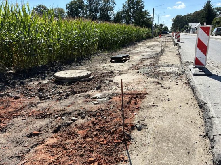 Milionowa inwestycja drogowa w Biskupicach zakończy się jeszcze w tym roku