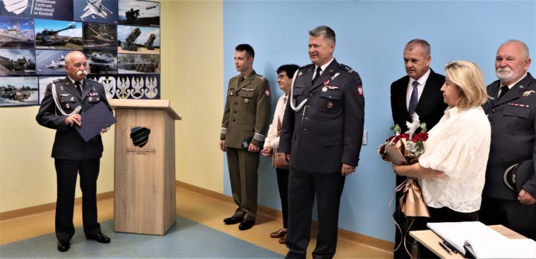 NAUCZYCIEL ZASŁUŻONY W SŁUŻBIE WOJSKOWEJ – PODPUŁKOWNIK JAROSŁAW KUBACKI