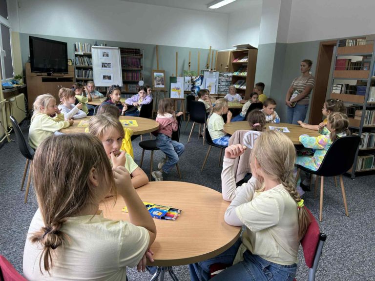 DZIECI Z OGNISKA TPD NA ETNOZAGADKACH W FILII SIÓDEMKA