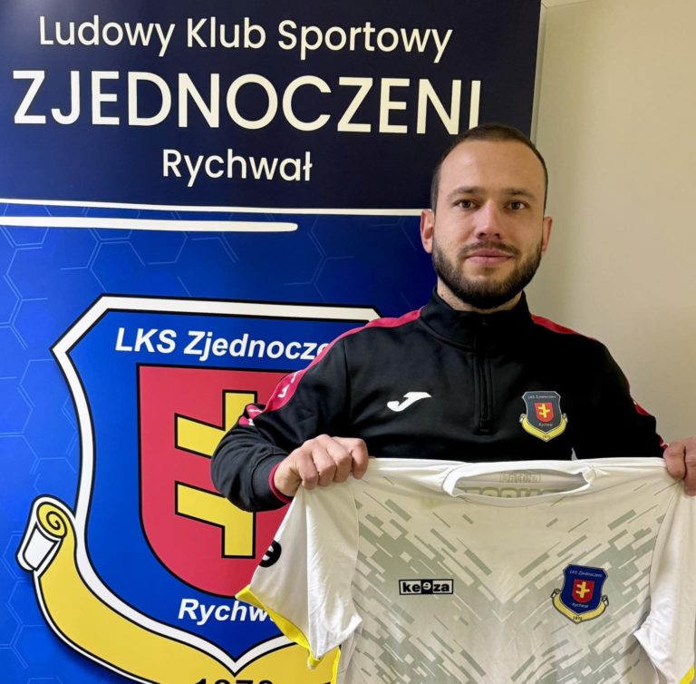 WIKTOR NAWORSKI WRACA DO ZJEDNOCZONYCH RYCHWAŁ