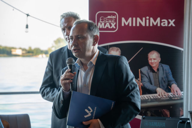 DSC04445-Enhanced-NR