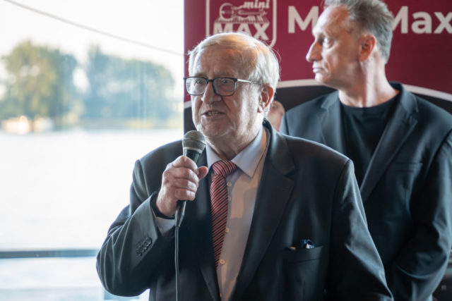 DSC04473-Enhanced-NR