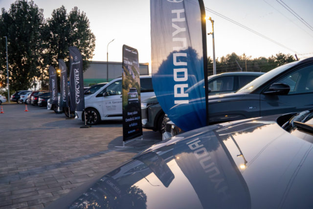 DSC04578-Enhanced-NR