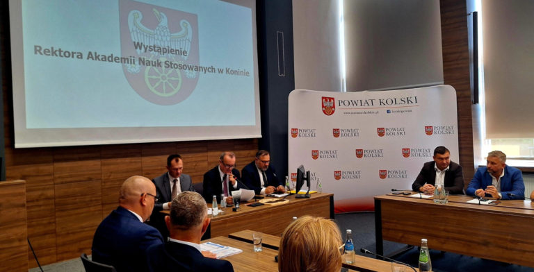 ZACIEŚNIAMY WSPÓŁPRACĘ Z POWIATEM KOLSKIM