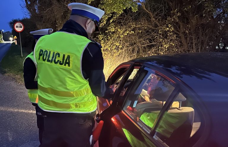Konińscy policjanci zatrzymali kolejnych kierowców po alkoholu