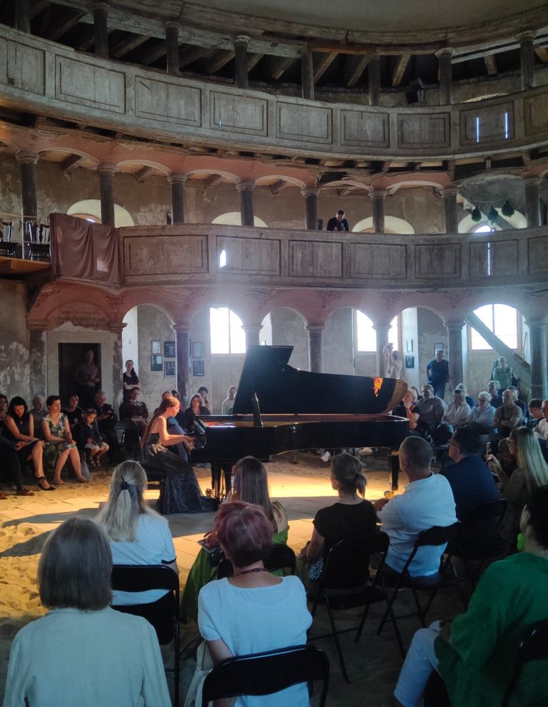 ANTONINA WALISZEWSKA ZACHWYCIŁA PUBLICZNOŚĆ PODCZAS FESTIWALU CHOPIN EN VACANCES 2025